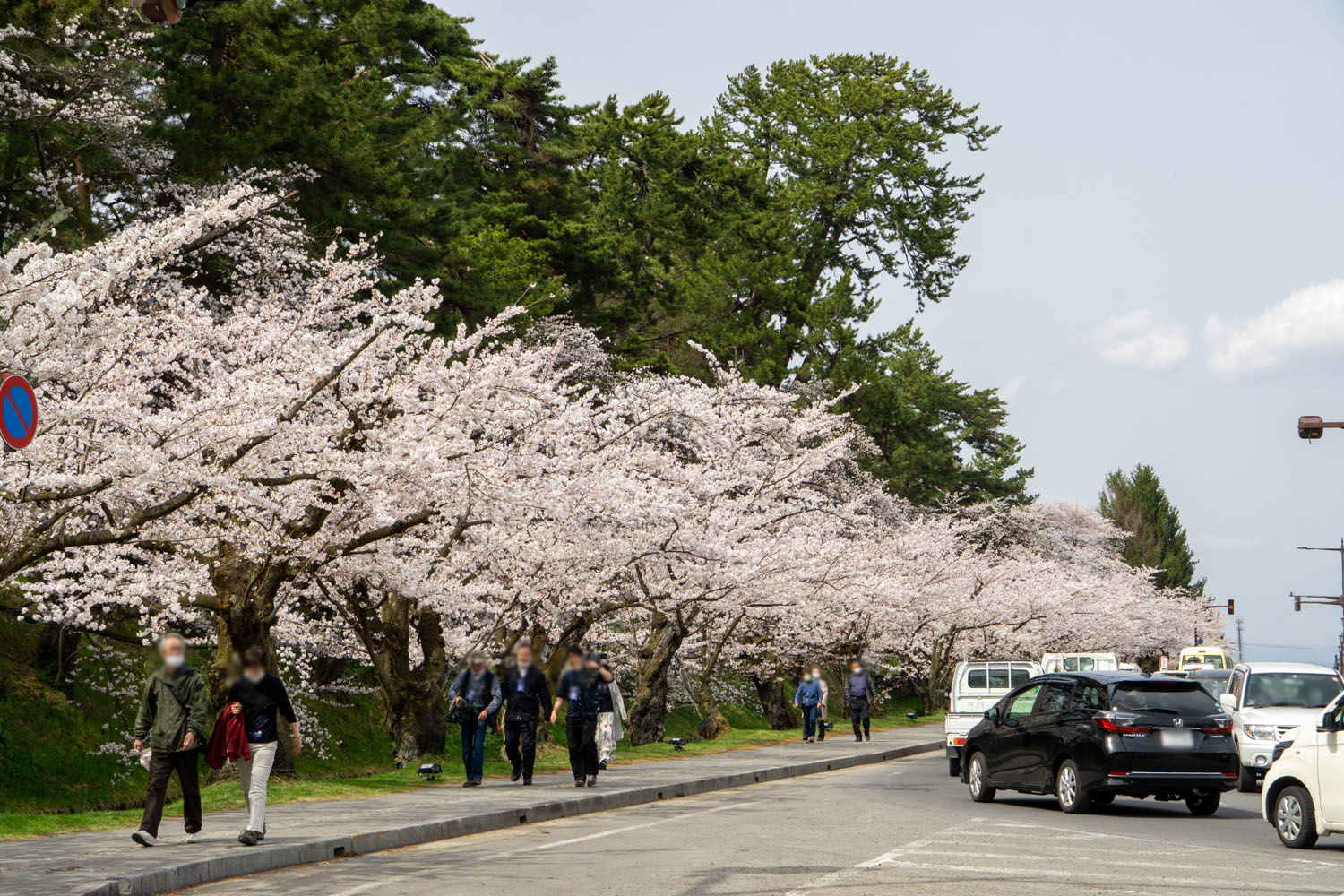 弘前公園外濠　追手門前
